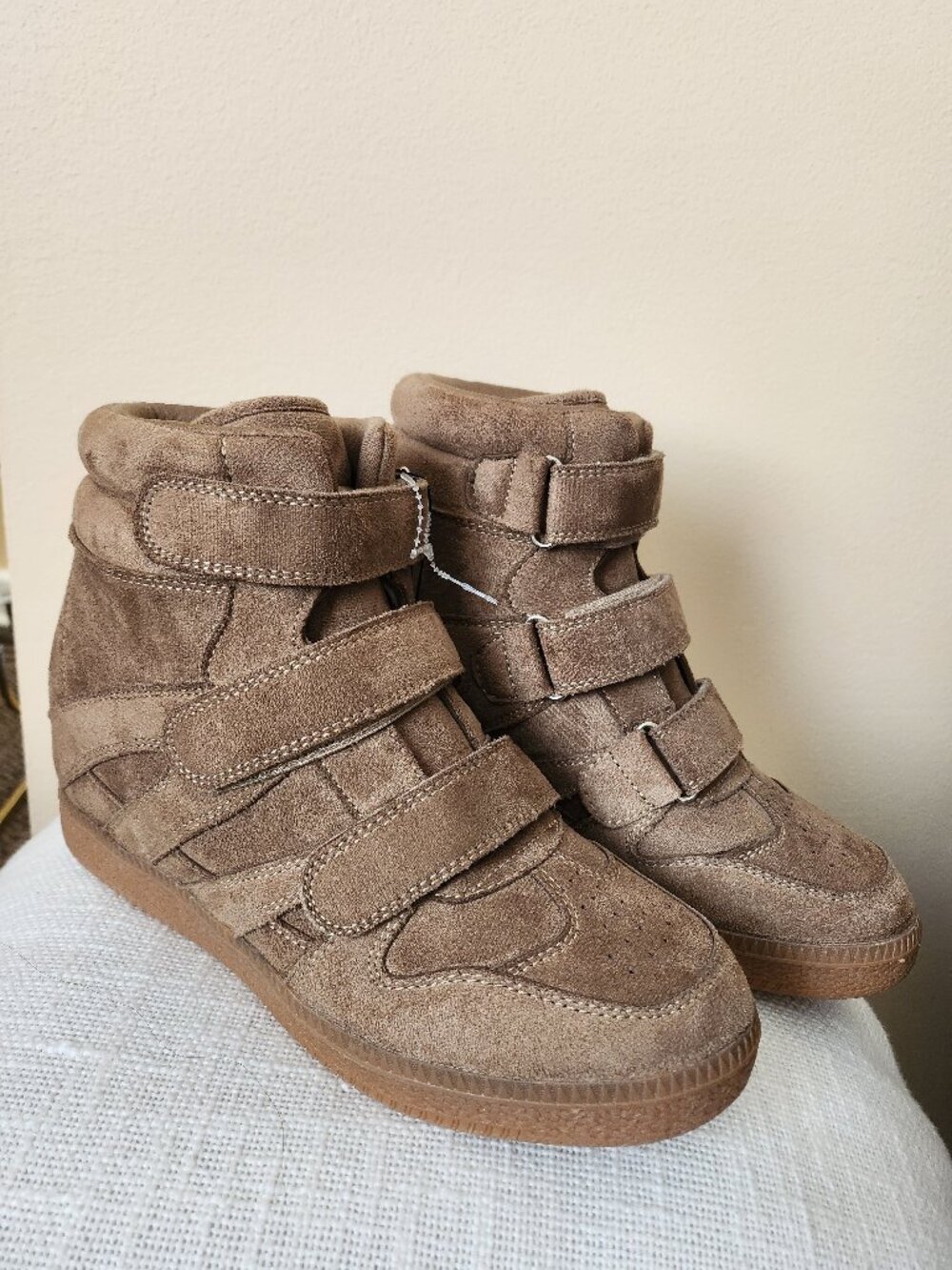 Madden Girl Cognac Suede High Top Sneakers Hidden Heel Women’s Size 9 New